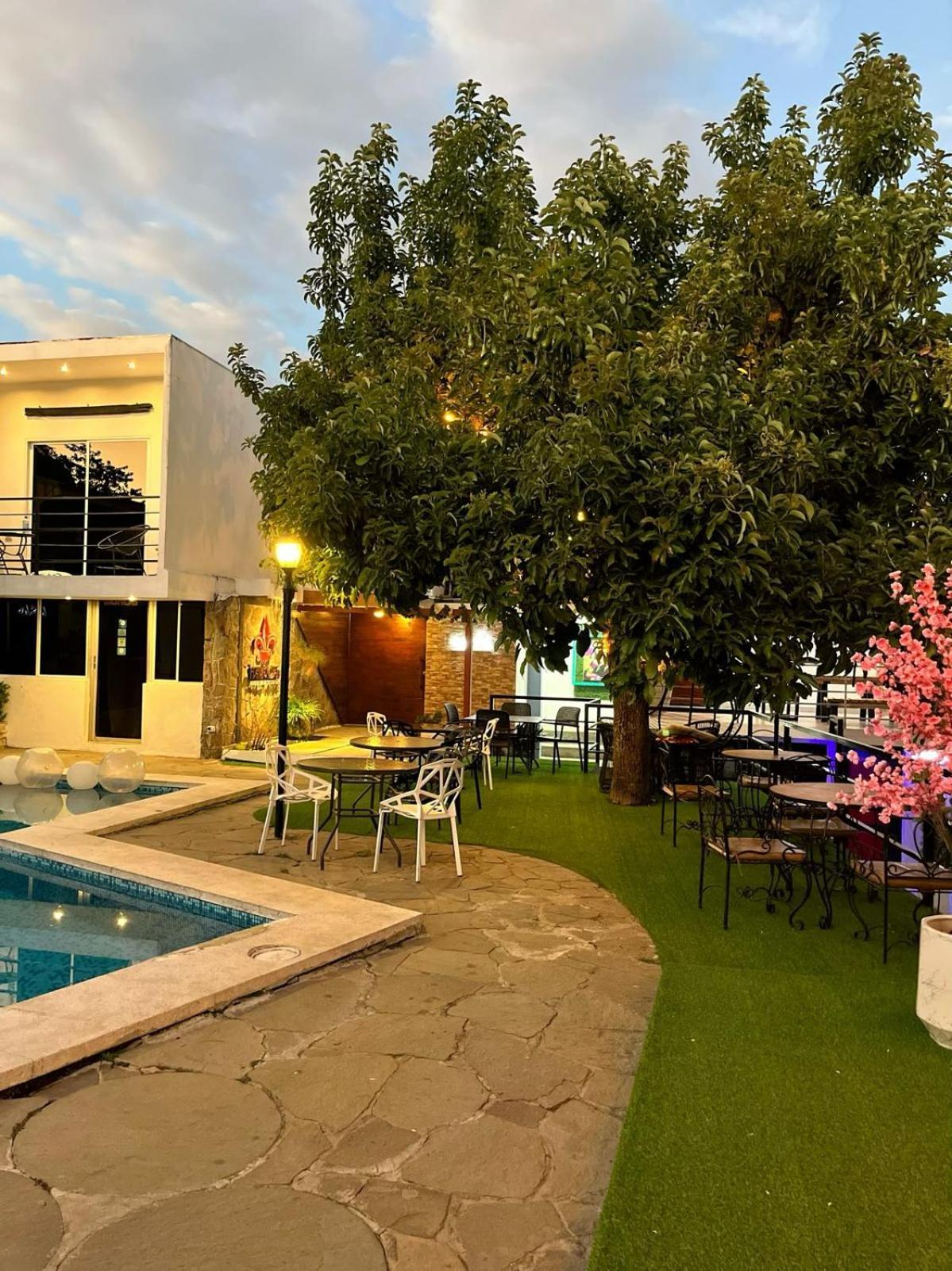 Villa Napoli Santa Ana Dış mekan fotoğraf